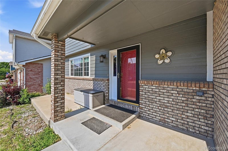 2307 Frontier St, Longmont, CO 80501