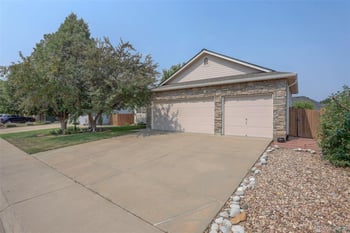 545 Badger Creek Dr, Brighton, CO 80601