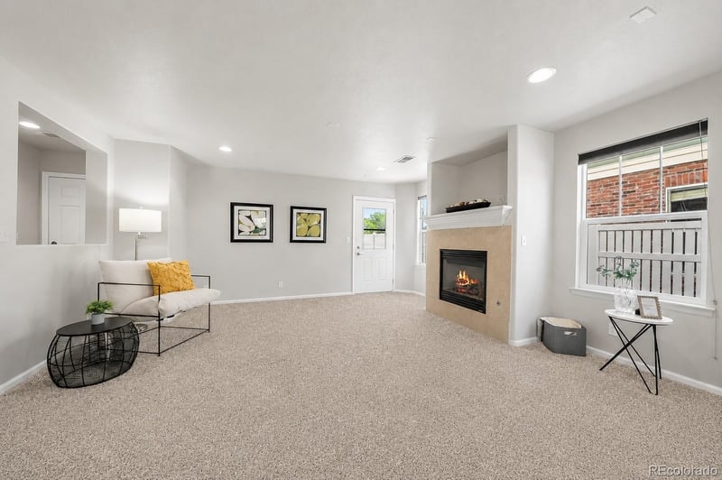 17313 E Kansas Pl, Aurora, CO 80017