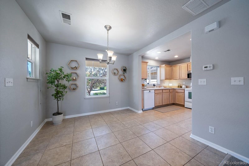 17313 E Kansas Pl, Aurora, CO 80017
