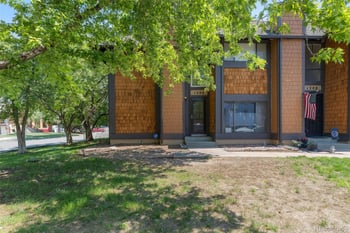 1206 S Dillon Way, Aurora, CO 80012
