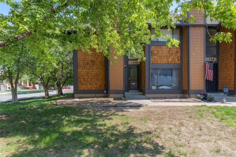 1206 Dillon Way, Aurora, CO 80012