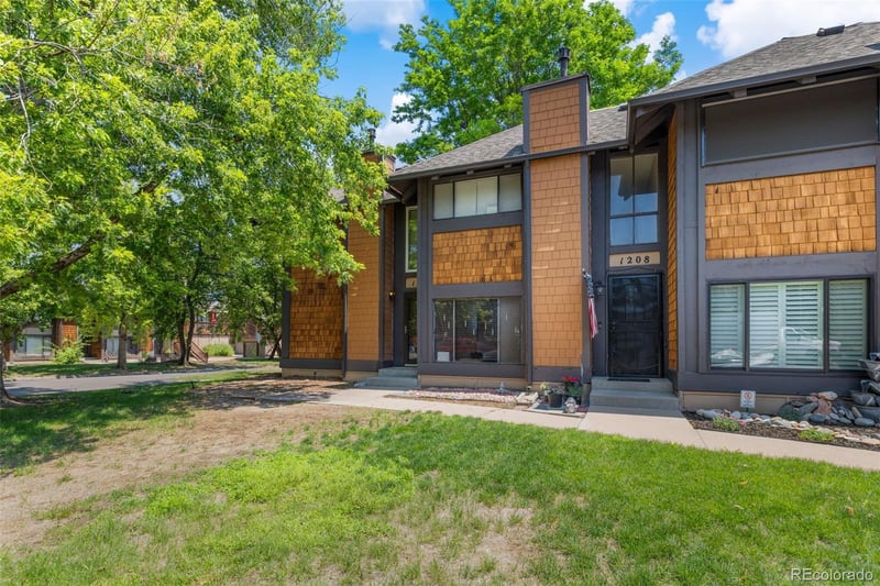 1206 Dillon Way, Aurora, CO 80012