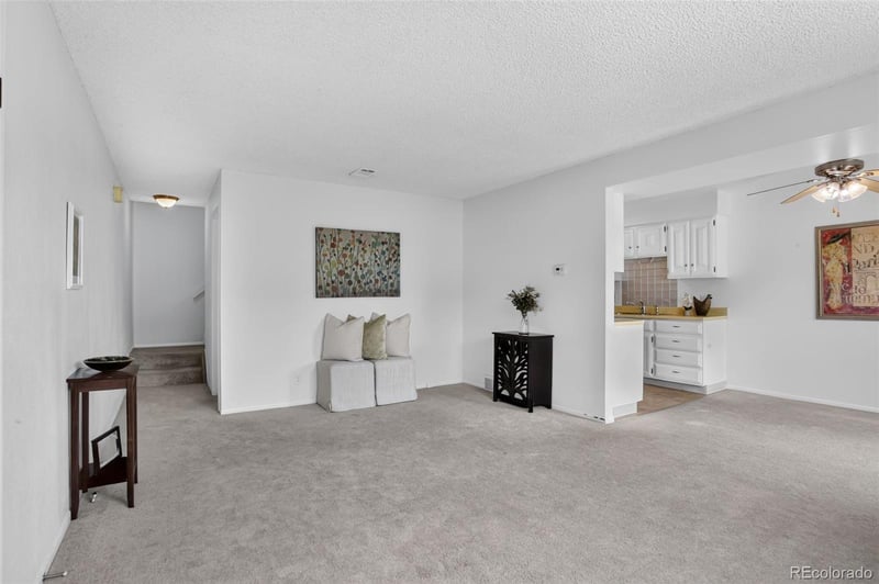 9964 Orangewood Dr, Denver, CO 80260