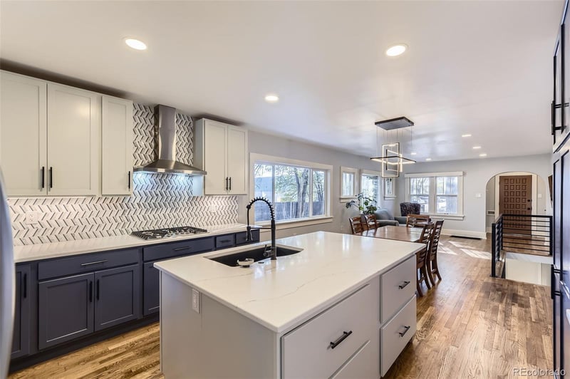 70 Cascade Ct, Colorado Springs, CO 80907