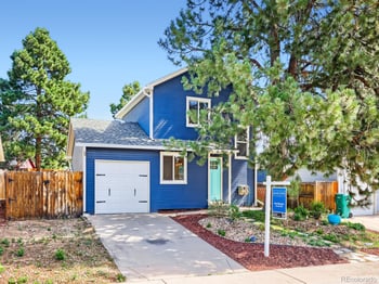17541 E Whitaker Dr, Aurora, CO 80015