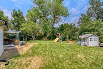 2555 E Maplewood Ave, Littleton, CO 80121