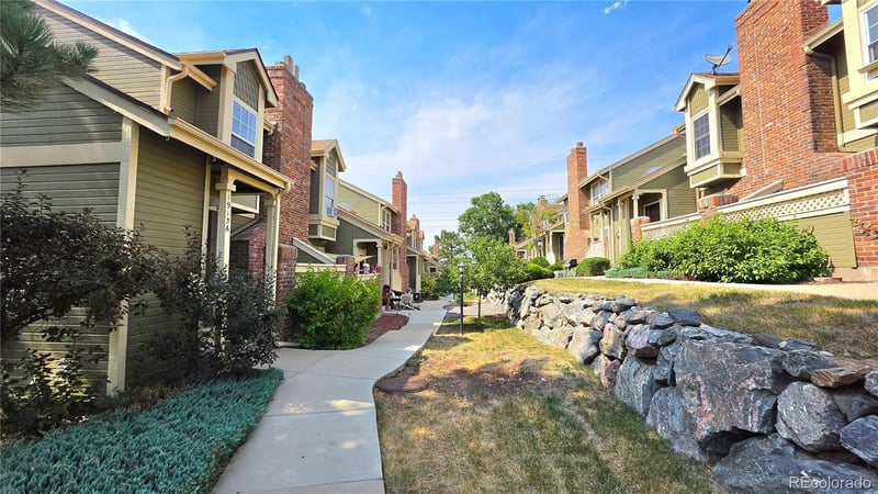 1915 Hannibal St #A, Aurora, CO 80013