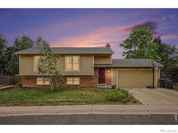911 Harrison Dr, Lafayette, CO 80026