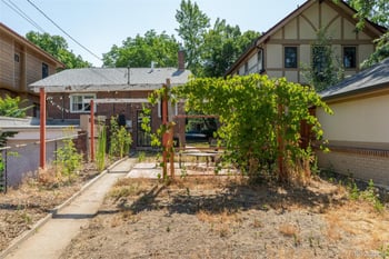 851 S Vine St, Denver, CO 80209