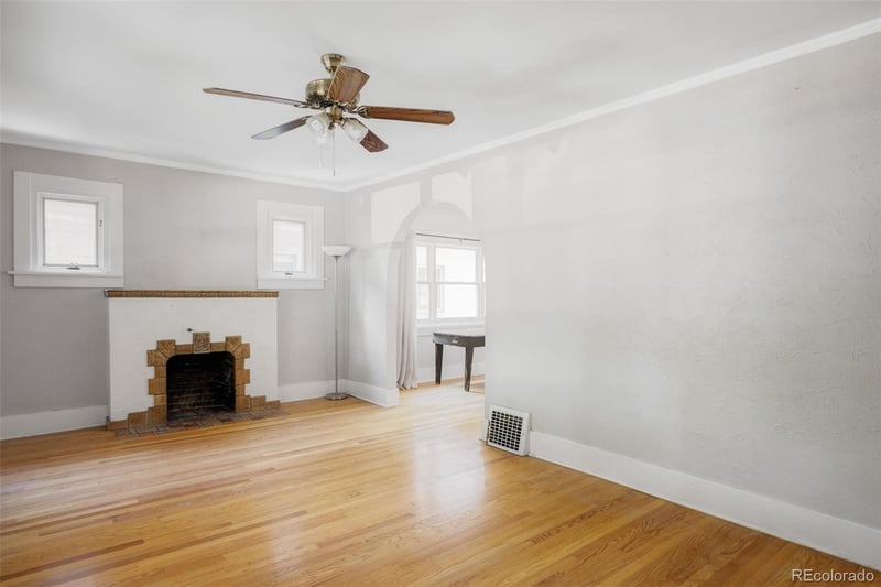 851 Vine St, Denver, CO 80209