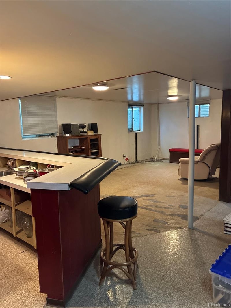 3413 Akron St, Denver, CO 80231