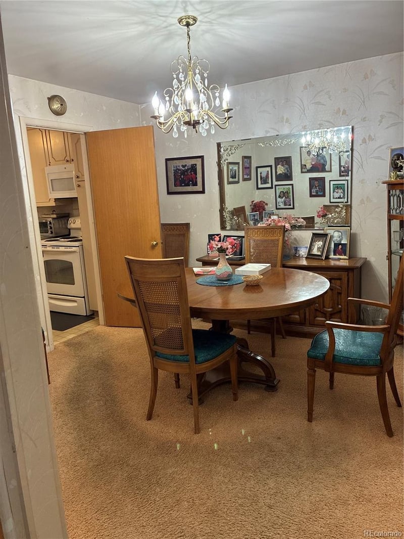 3413 Akron St, Denver, CO 80231
