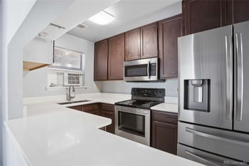 225 E 8th Ave #F6, Longmont, CO 80504