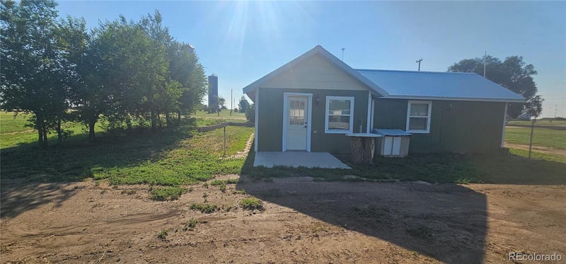 105 Iowa Ave, Seibert, CO 80834