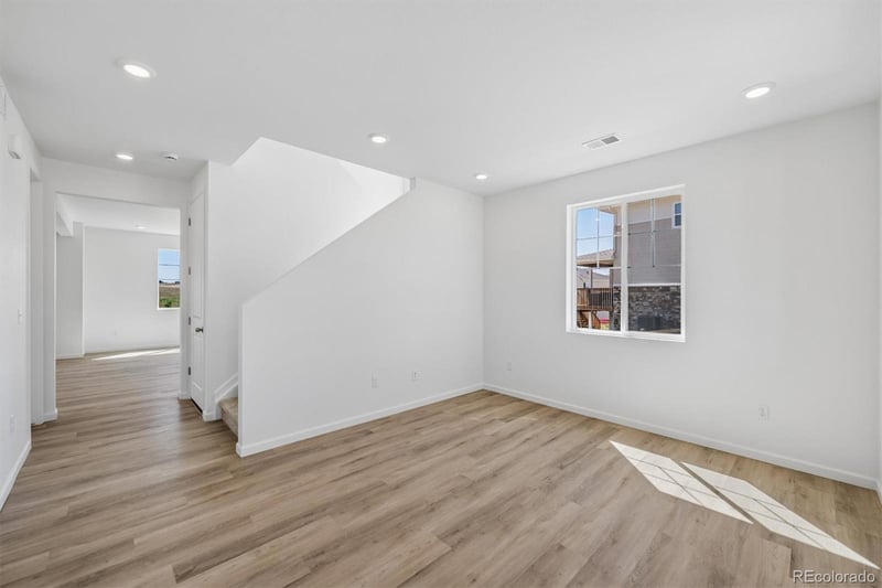 448 S Rifle St, Aurora, CO 80017