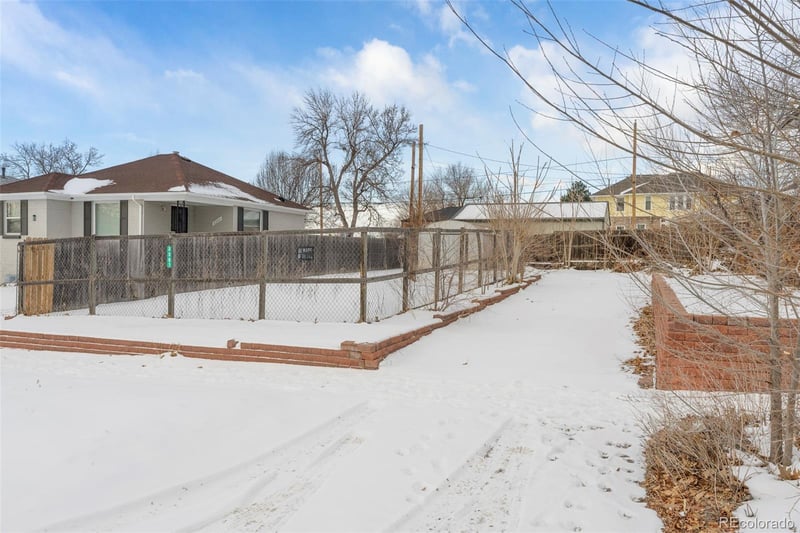 3391 Madison St, Denver, CO 80205