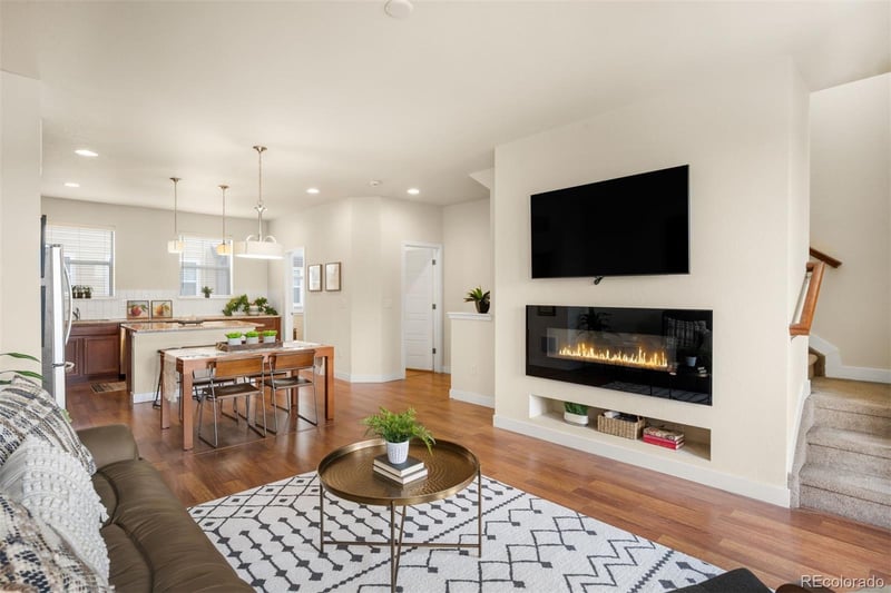 624 Hinsdale Ave, Littleton, CO 80122