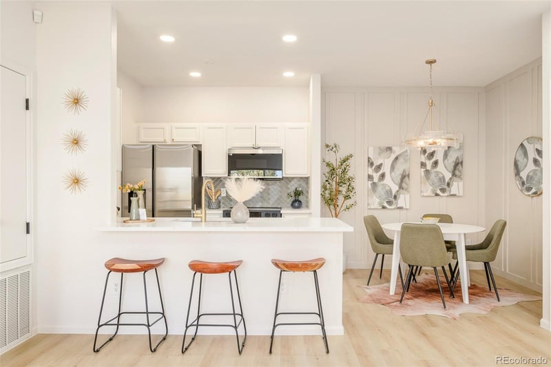 15700 Jamison Dr #2-204, Englewood, CO 80112