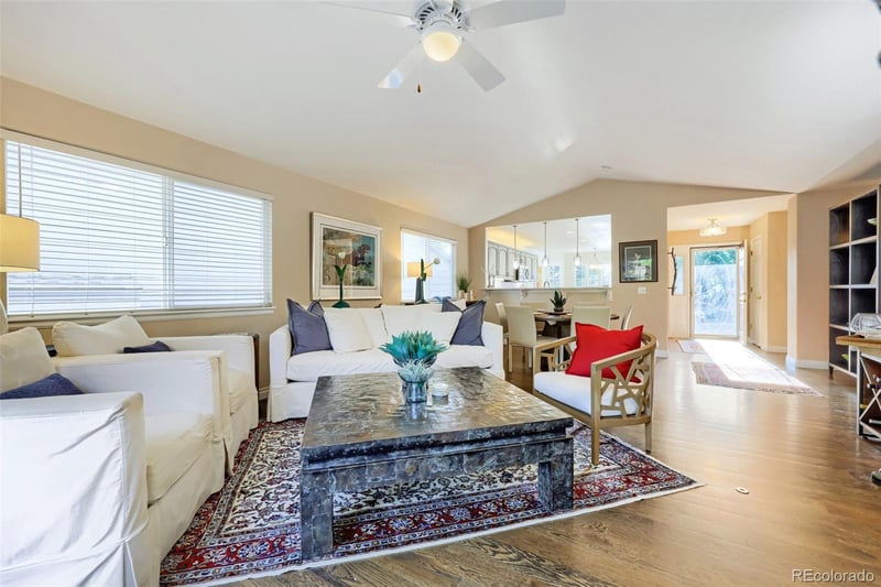 9435 High Cliffe St, Littleton, CO 80129