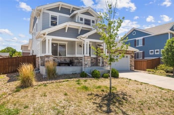 484 N Jamestown Way, Aurora, CO 80018