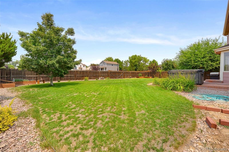 7163 Orchard Ave, Longmont, CO 80504