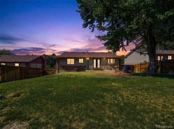 11707 W Jewell Dr, Lakewood, CO 80228