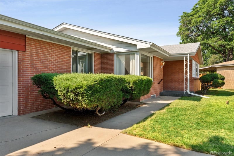 7080 43rd Pl, Wheat Ridge, CO 80033