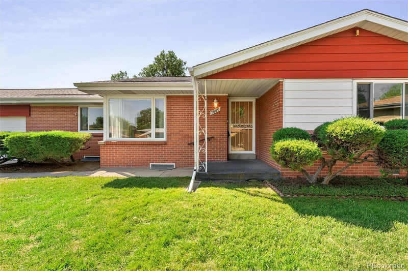 7080 43rd Pl, Wheat Ridge, CO 80033