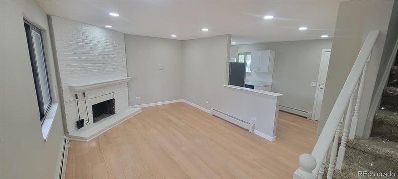 2700 Holly St #206, Denver, CO 80222