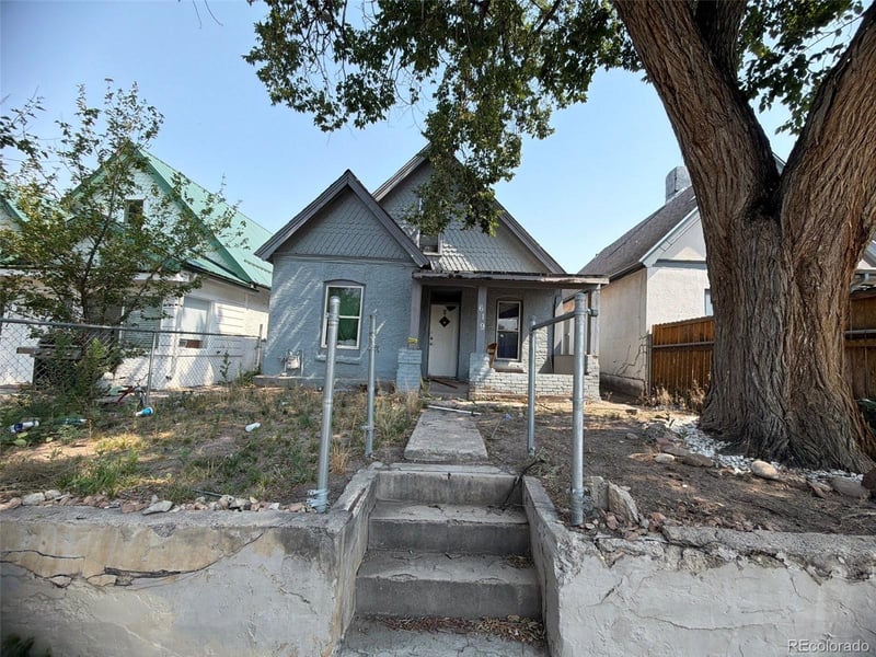 619 11th St, Pueblo, CO 81001