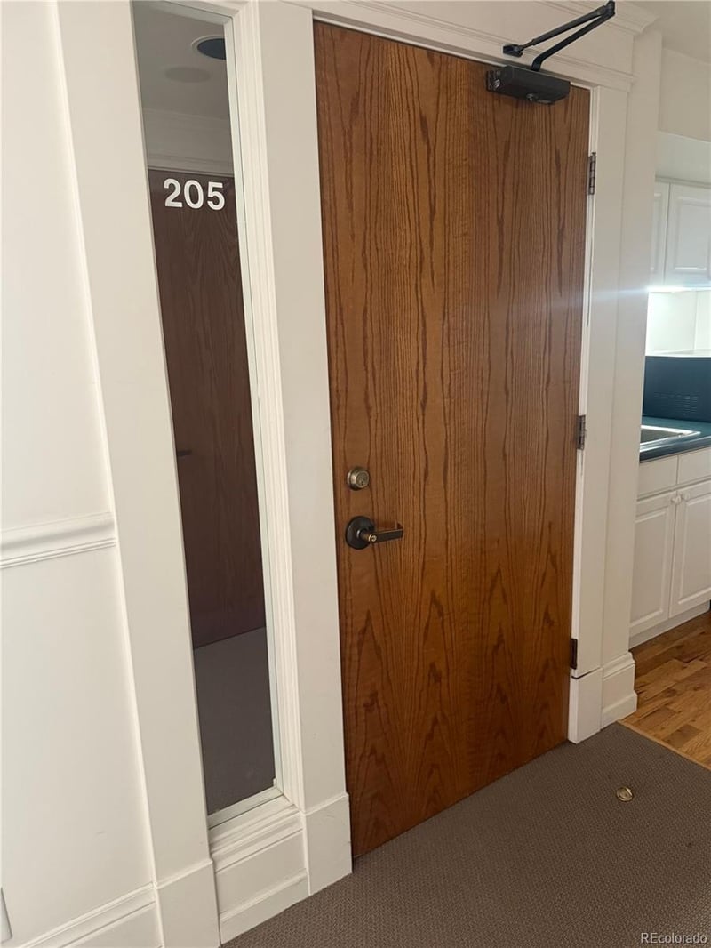525 3rd Ave #205, Longmont, CO 80501