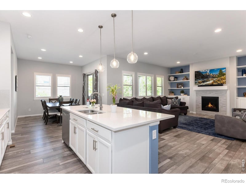 6807 Riverwood Way, Aurora, CO 80016