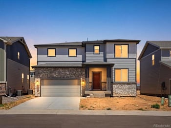 4621 Sunsplash Way, Johnstown, CO 80534