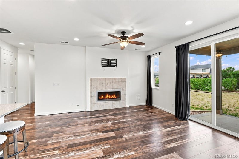200 Langdale Ct, Aurora, CO 80018