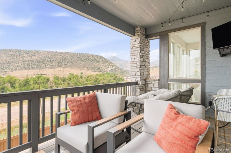 15736 W Girard Ave, Morrison, CO 80465