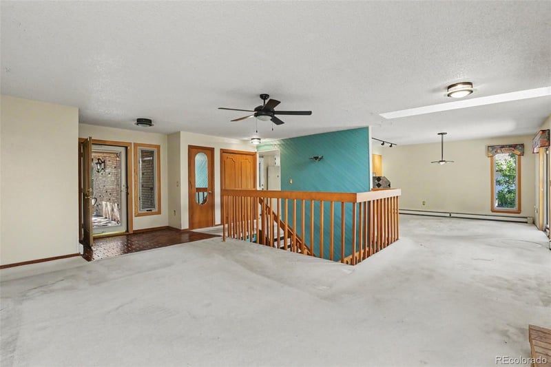 8611 71st Cir, Arvada, CO 80004