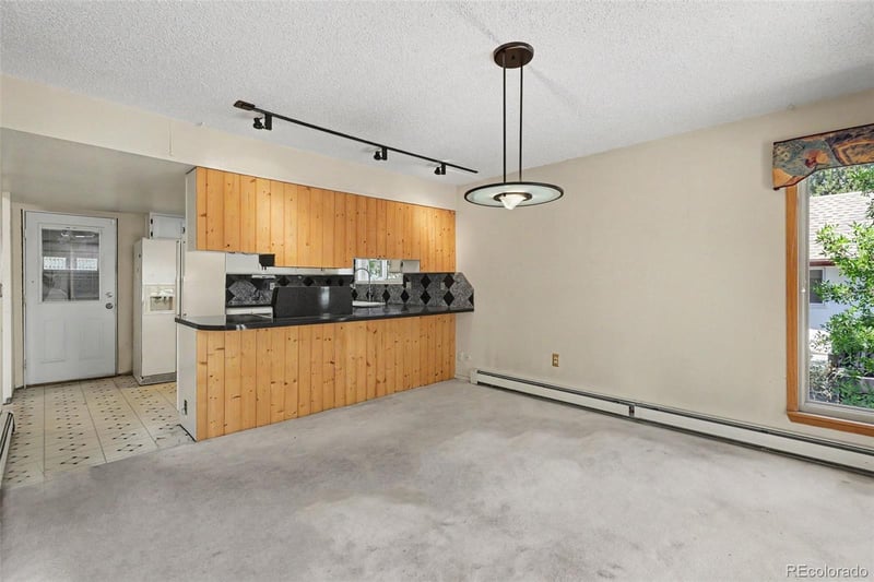 8611 W 71st Cir, Arvada, CO 80004
