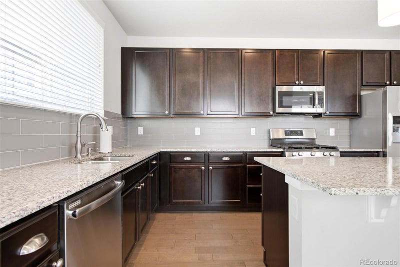 638 Hinsdale Ave, Littleton, CO 80122