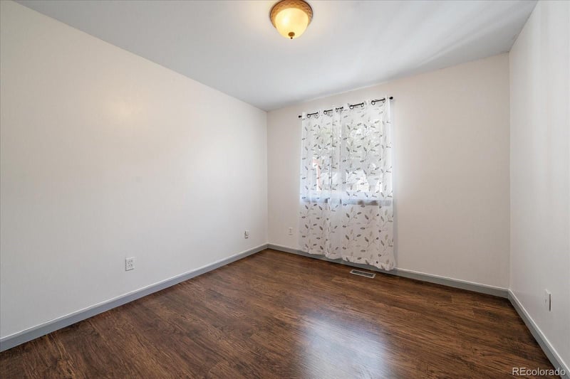 4520 128th Pl, Thornton, CO 80241