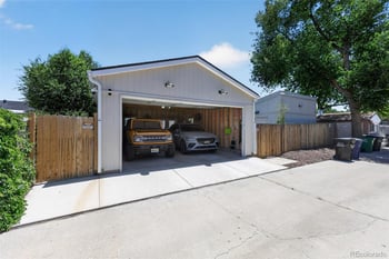 3561 Pontiac St, Denver, CO 80207