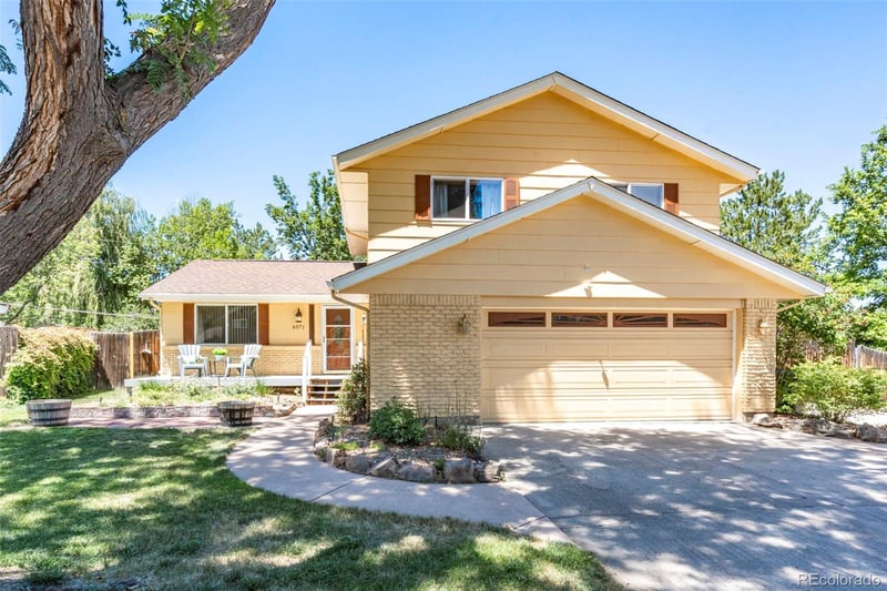 6571 Zinnia St, Arvada, CO 80004
