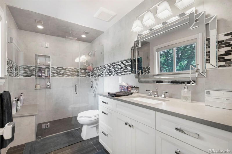 7649 S Cedar Cir, Littleton, CO 80120