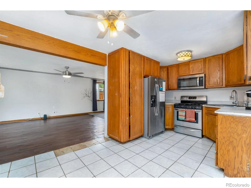 5200 Dover St, Arvada, CO 80002
