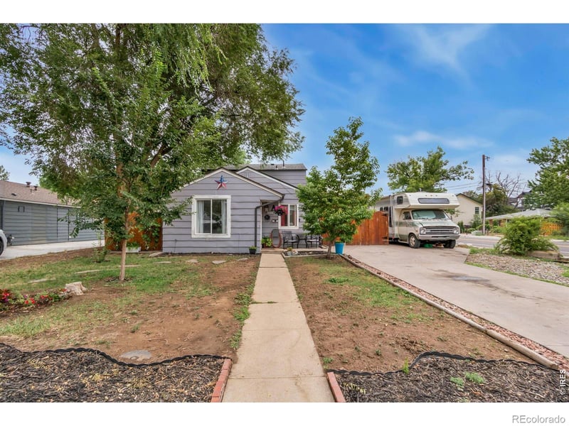 5200 Dover St, Arvada, CO 80002