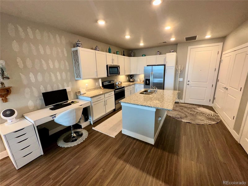 14331 Tennessee Ave #305, Aurora, CO 80012