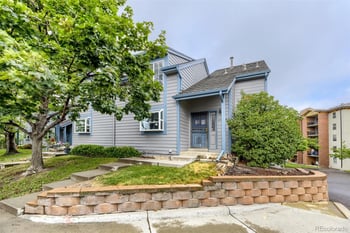 2405 S Worchester Ct #B, Aurora, CO 80014