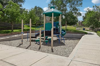 7544 S Quatar Way, Aurora, CO 80016