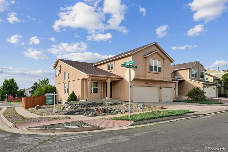 5604 Mountain Garland Dr, Colorado Springs, CO 80923