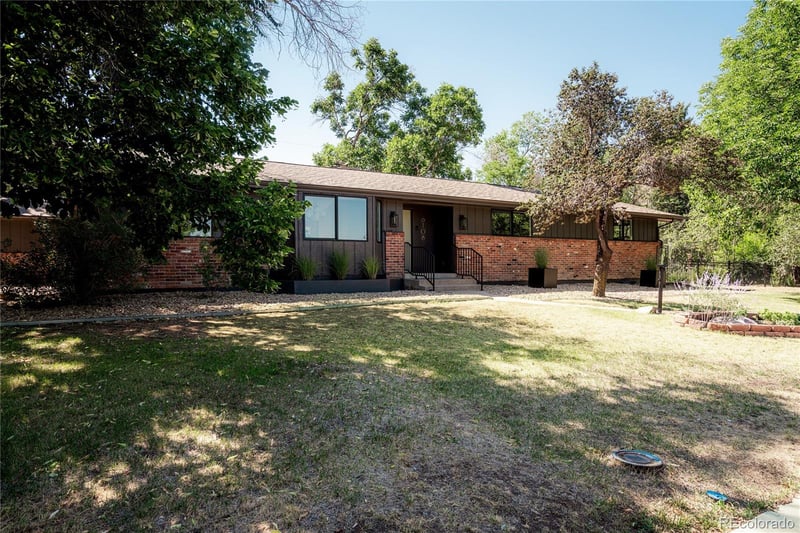 6108 Lakeview St, Littleton, CO 80120